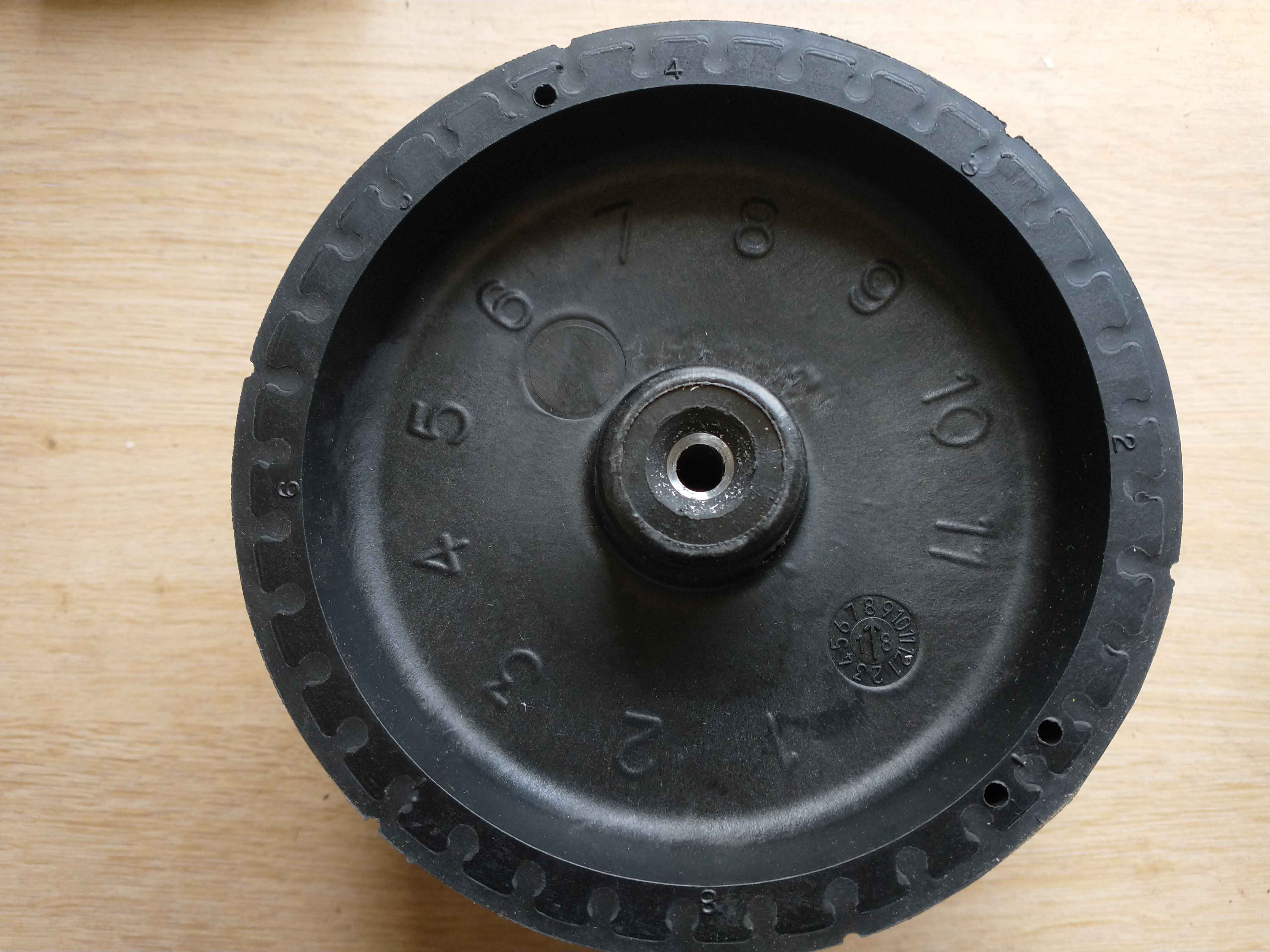 Ballmachine Accessories: Tutor ProLite Throwing Wheel